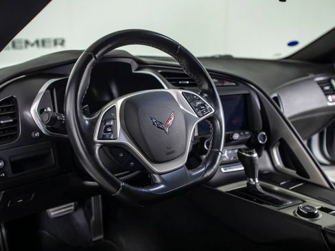 Used 2019 Chevrolet Corvette Stingray Coupe w/ LPO, Stingray Logo Package RWD image 20