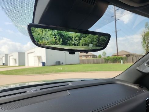 Used 2025 Chevrolet Tahoe Z71 w/ Z71 Off-Road Package image 33