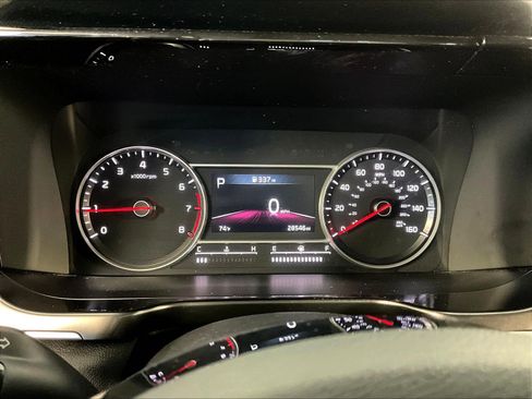 Certified 2023 Kia Sorento LX FWD image 12