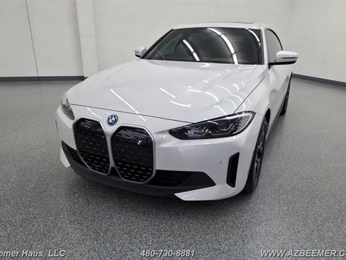 Used 2023 BMW i4 eDrive35 w/ Premium Package RWD image 2