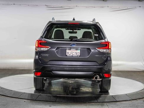 Used 2024 Subaru Forester Limited AWD/4WD image 3
