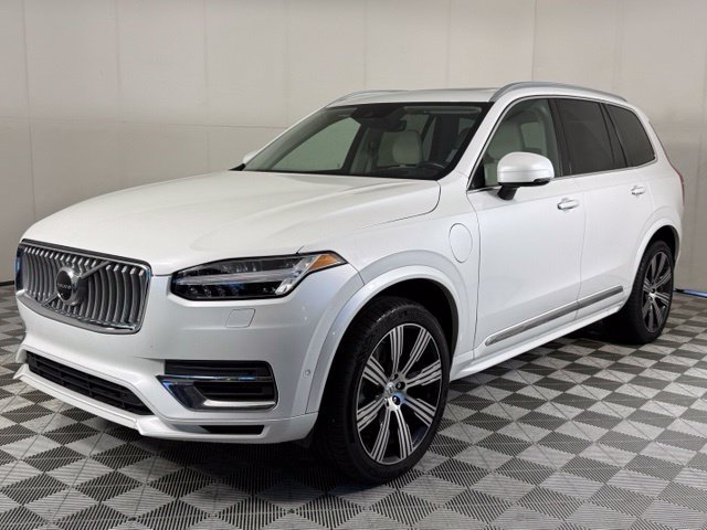 Used 2021 Volvo XC90 T8 Inscription w/ Advanced Package AWD/4WD image 2