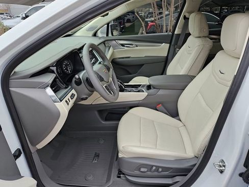 New 2026 Cadillac XT5 Premium Luxury w/ Driver Assist Package image 10