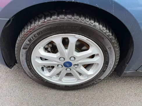 Used 2022 Ford Transit Connect XLT FWD image 19