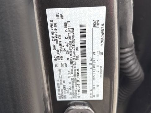 Used 2023 Ford Escape SE FWD image 29