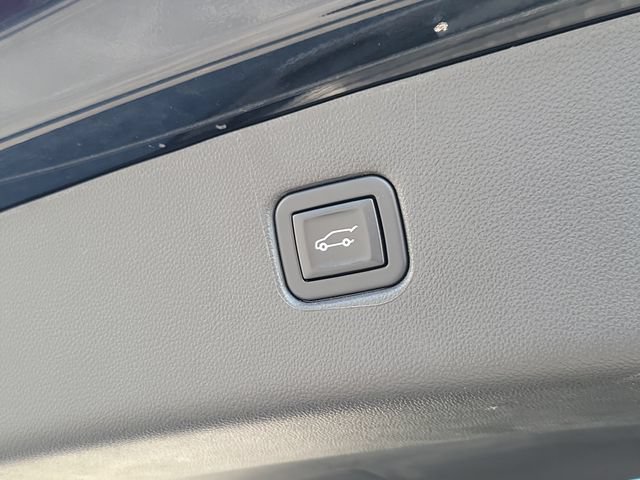 Certified 2022 Chevrolet Blazer LT FWD image 10