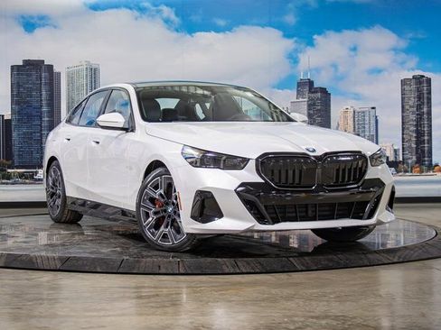 New 2026 BMW 550e xDrive w/ Executive Package image 1