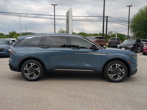New 2026 Lincoln Nautilus Premier w/ Equipment Group 102A AWD/4WD image 2
