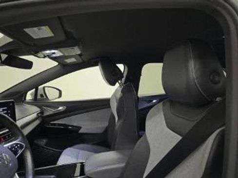 Used 2023 Volkswagen ID.4 2WD image 11