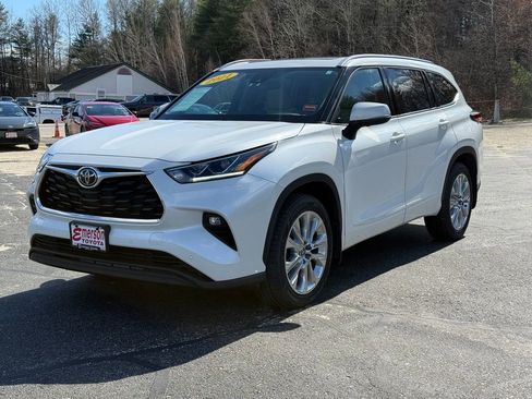 Used 2021 Toyota Highlander Limited AWD/4WD image 1