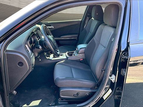 Used 2020 Dodge Charger SXT image 24