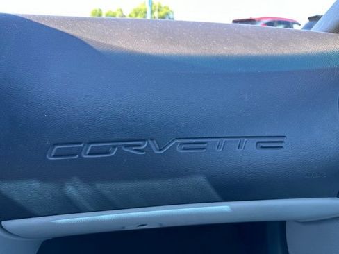 Used 2007 Chevrolet Corvette Coupe w/ Preferred Equipment Group RWD image 30