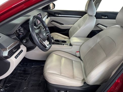 Used 2019 Nissan Altima 2.5 Platinum image 9