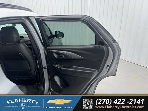 Used 2023 Chevrolet TrailBlazer ACTIV AWD/4WD image 12