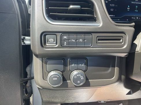 Used 2024 Chevrolet Tahoe LT RWD image 17