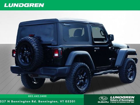 Used 2021 Jeep Wrangler Sport AWD/4WD image 3