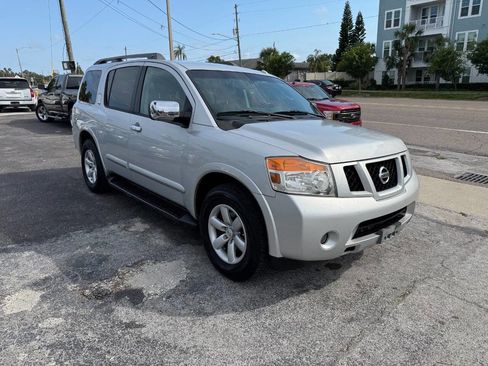 Used 2012 Nissan Armada SV w/ Driver Pkg image 2