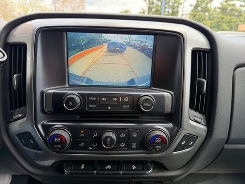 Used 2018 Chevrolet Silverado 1500 LT w/ All Star Edition AWD/4WD image 24