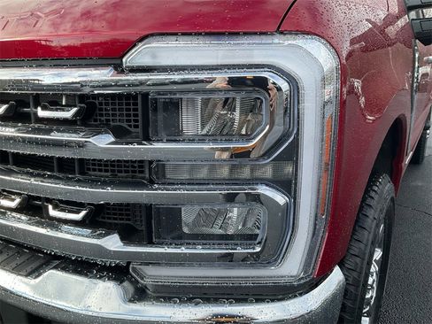 New 2026 Ford F250 Lariat w/ Chrome Package image 9