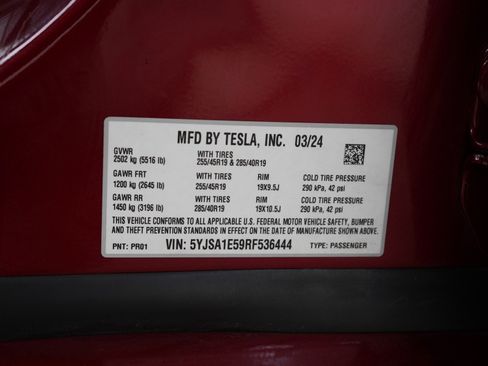 Used 2024 Tesla Model S image 30