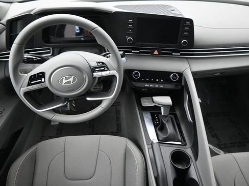 New 2026 Hyundai Elantra Sport FWD image 12