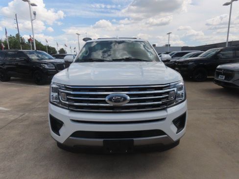 Used 2021 Ford Expedition Max XLT RWD image 4