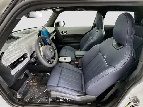 New 2026 MINI Cooper 2-Door Hardtop FWD image 19