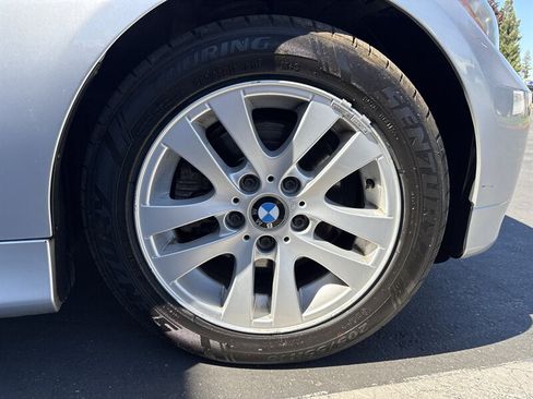 Used 2006 BMW 325i Sedan RWD image 15