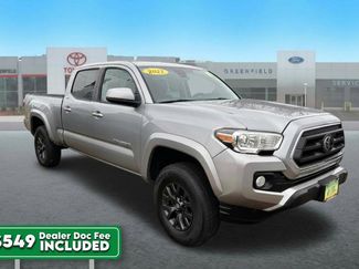 Used 2021 Toyota Tacoma SR5 video 1
