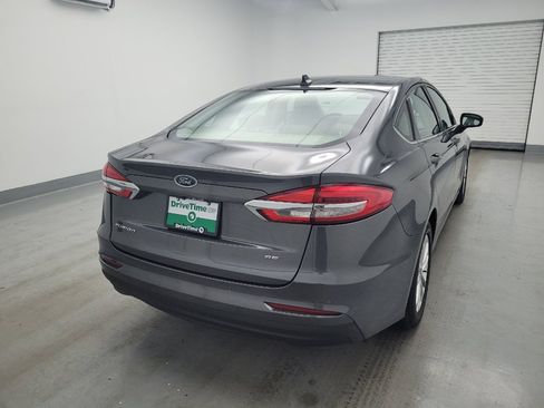 Used 2019 Ford Fusion SE FWD image 7