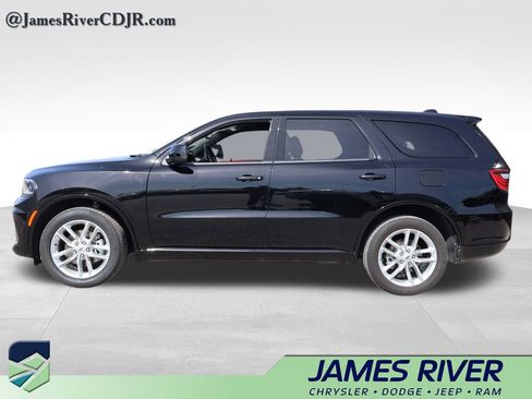 Used 2025 Dodge Durango GT image 2