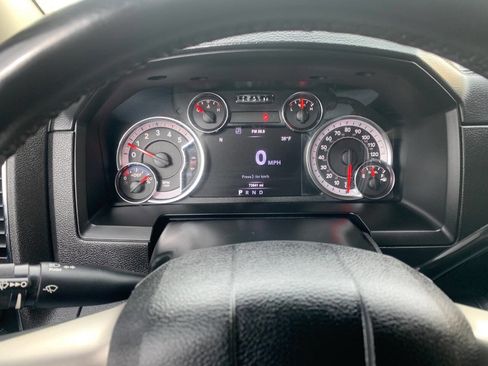 Used 2018 RAM 3500 Laramie w/ Convenience Group image 36