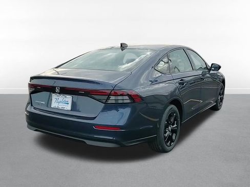 New 2025 Honda Accord SE image 5