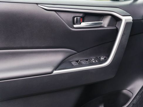 Certified 2024 Toyota RAV4 XLE image 21