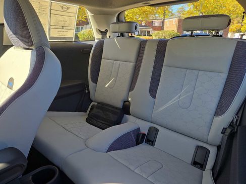 Used 2025 MINI Cooper S image 10