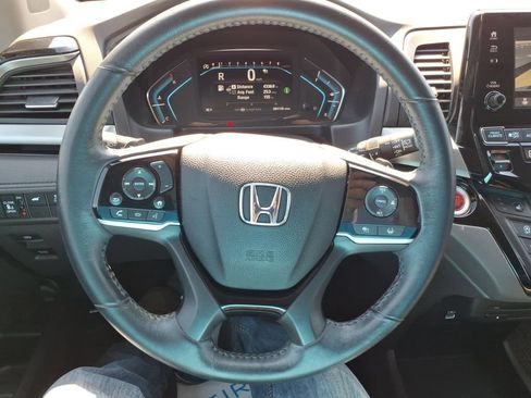 Used 2021 Honda Odyssey Touring image 23