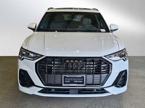 New 2025 Audi Q3 2.0T Premium image 8