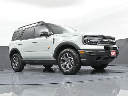Used 2024 Ford Bronco Sport Badlands w/ Premium Package AWD/4WD image 28