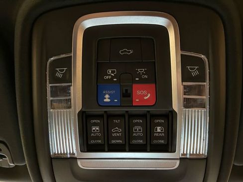 Certified 2021 RAM 1500 Limited image 24