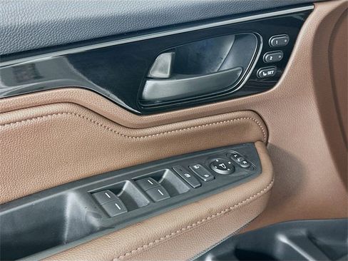 Certified 2026 Honda Odyssey Touring image 22