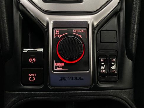 Used 2023 Subaru Forester Premium AWD/4WD image 28