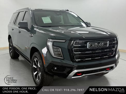 Used 2025 GMC Yukon AT4 w/ AT4 Premium Plus Package AWD/4WD image 4
