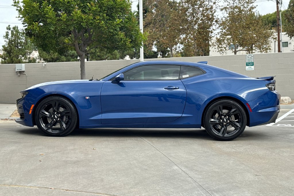 Used 2019 Chevrolet Camaro SS RWD image 10