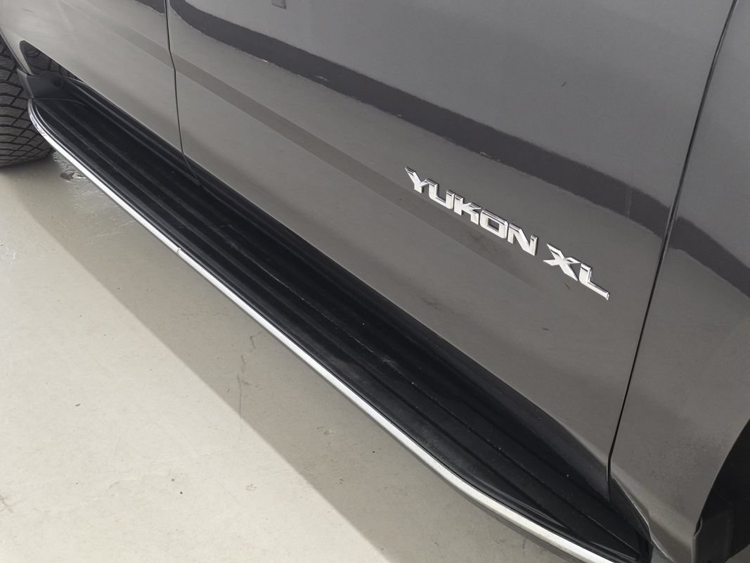 Used 2017 GMC Yukon XL SLE AWD/4WD image 52