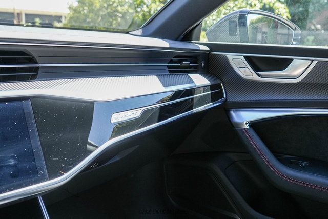 Used 2021 Audi RS 7 Sportback AWD/4WD image 45