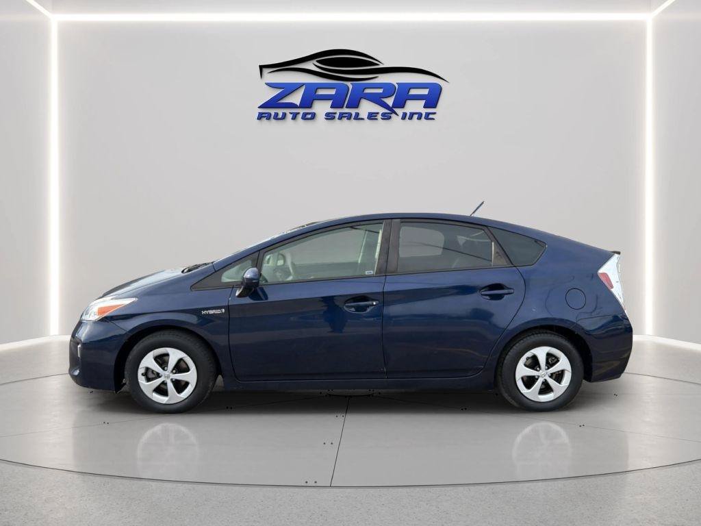 Used 2014 Toyota Prius Two FWD image 4