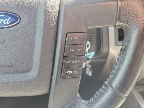 Used 2017 Ford Expedition XLT AWD/4WD image 28