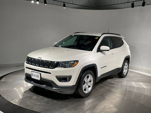 Used 2019 Jeep Compass Latitude w/ Safety & Security Group image 8