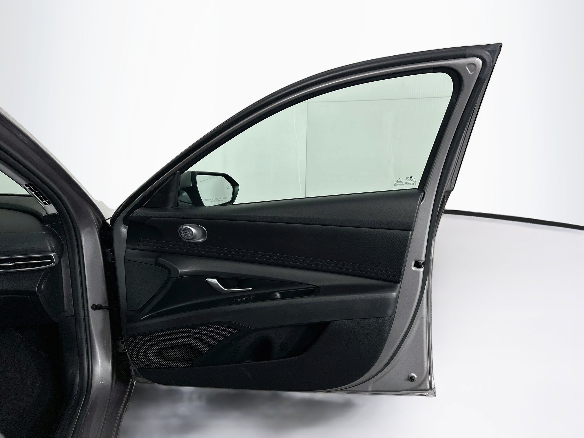 Used 2022 Hyundai Elantra SEL FWD image 32