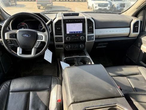 Used 2020 Ford F350 Lariat w/ Lariat Value Package AWD/4WD image 16